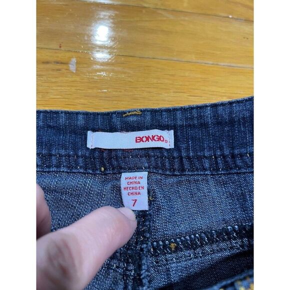 Bongo Jeans Women's Size 7 Blue Straight Whiskered Embroidered Denim Faded - Picture 3 of 8